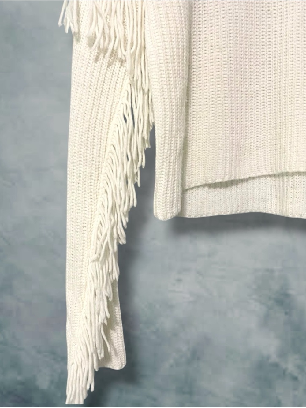 Free For All_Fringe Long Sleeves Knitted Cropped Crewneck Cream Sweater Size: L - Picture 6 of 8